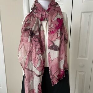 Elegant Pink and Cream Floral Scarf
